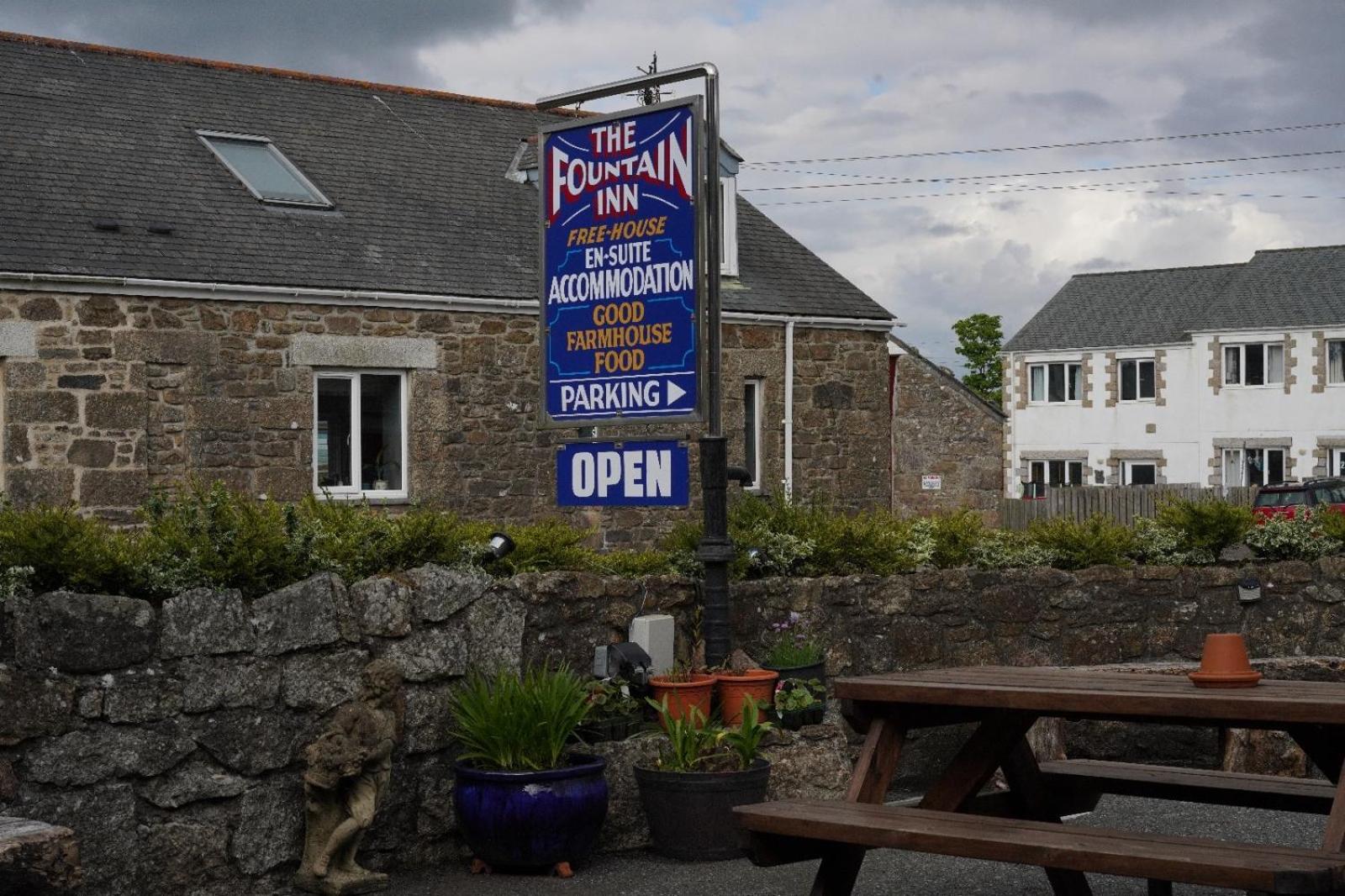 The Fountain Inn Madron Exteriér fotografie